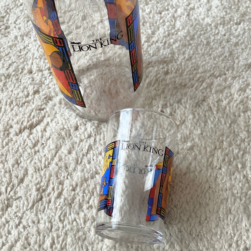 1990’s Vintage Lion King Themed Glass Carafe Bottle and Cup Set - Picture 7 of 11